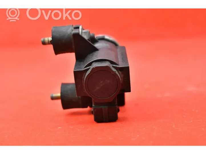 BMW X3 E83 Vacuum valve 2247906