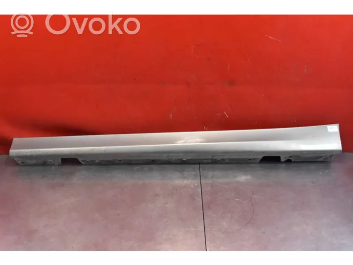 BMW 7 F01 F02 F03 F04 Front sill (body part) 7062297