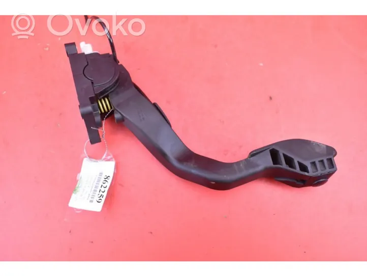 Citroen C4 I Akceleratoriaus pedalas 9650889160