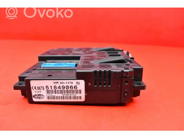 Chrysler Delta Module confort 51849066