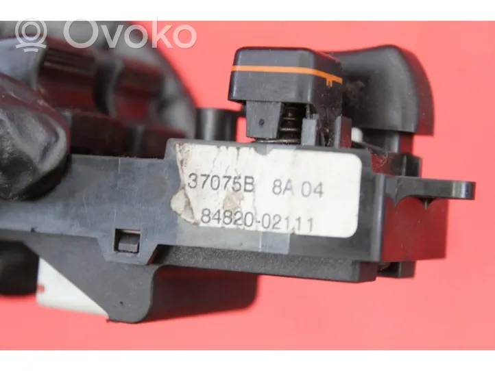 Toyota Corolla E120 E130 Electric window control switch 84820-02111