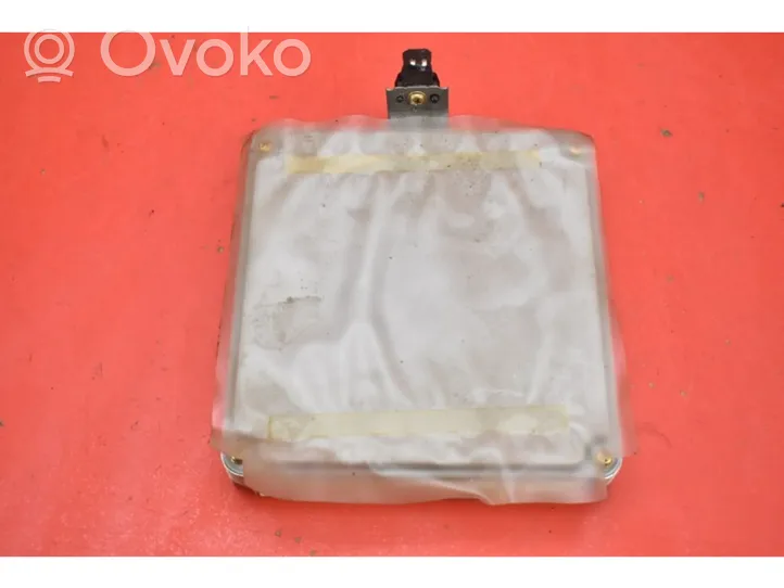 Toyota Corolla E120 E130 Centralina/modulo motore ECU 89666-02110