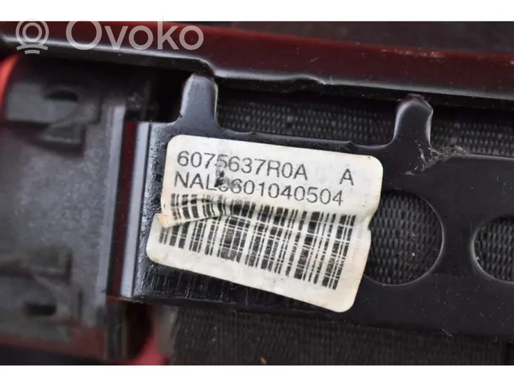 Volvo V70 Front seatbelt 6075637R