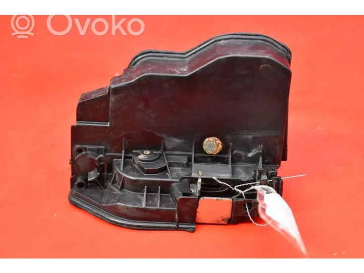 BMW 7 F01 F02 F03 F04 Etuoven lukko 7229458