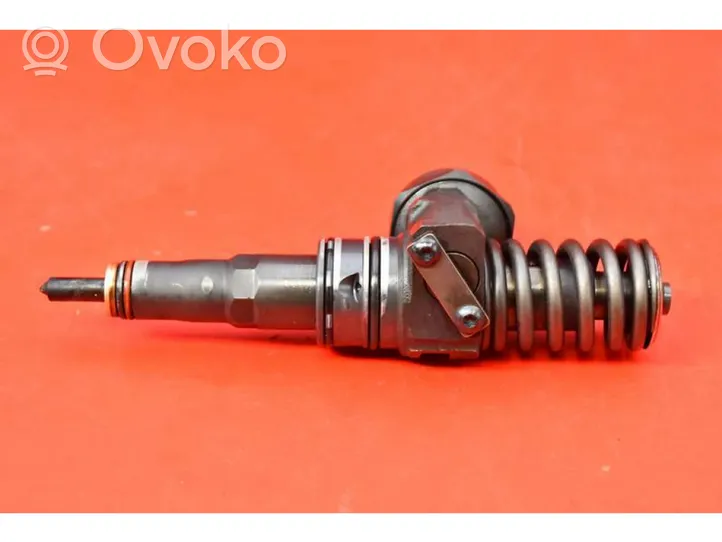 Volkswagen Polo IV 9N3 Injecteur de carburant 038130073BN