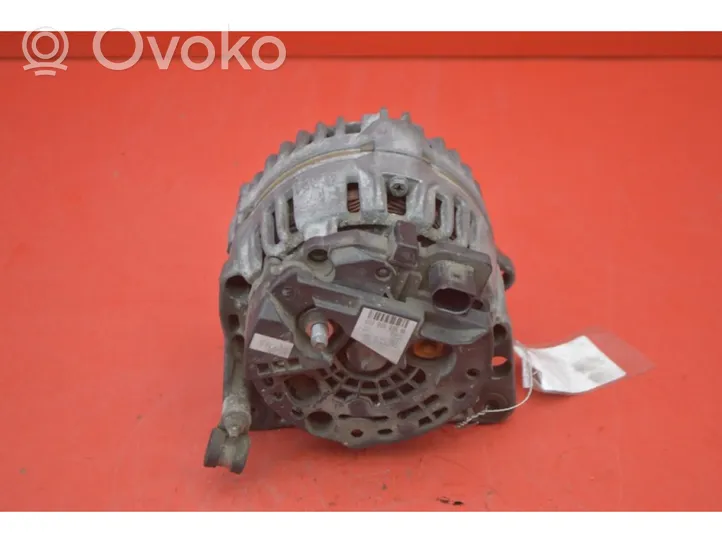 Volkswagen Polo Generatore/alternatore 037903025N