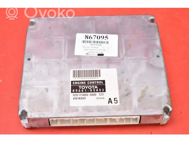 Toyota Avensis Verso Centralina/modulo motore ECU 89661-05A52