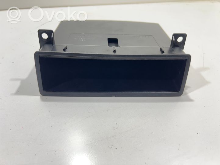 BMW 7 F01 F02 F03 F04 Panel popielniczki tylnej tunelu środkowego 