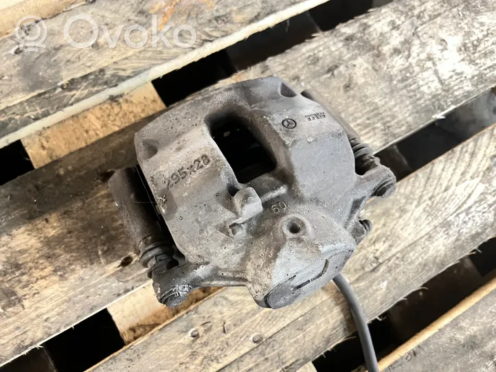 Mercedes-Benz C W204 Caliper de freno delantero 