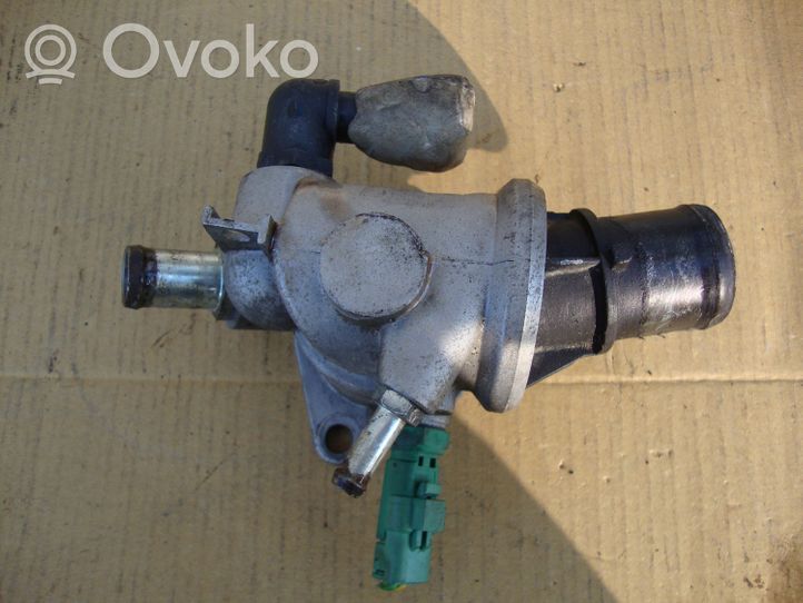 Alfa Romeo 147 Termostaatin kotelo V233588