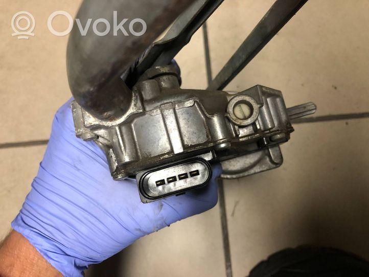 Alfa Romeo Mito Mechanizm i silniczek wycieraczek szyby przedniej / czołowej W0009106