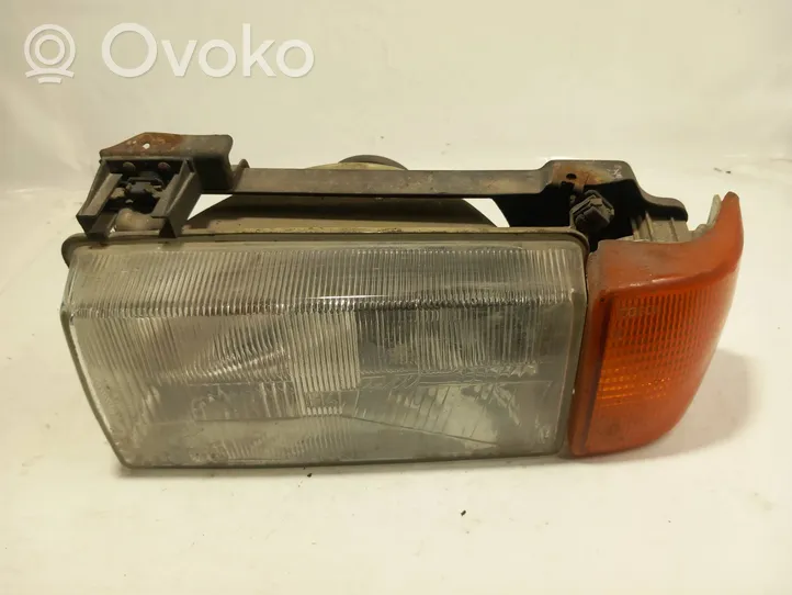 Audi 80 90 B2 Lampa przednia 