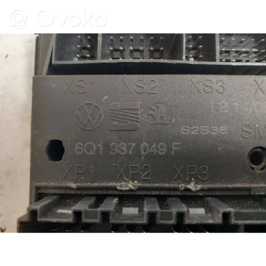 Volkswagen Polo IV 9N3 Moottorinohjausyksikön sarja ja lukkosarja 6Q1937049F