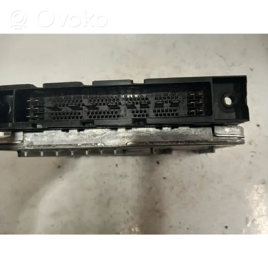 Volvo V70 Centralina/modulo del motore 30684877