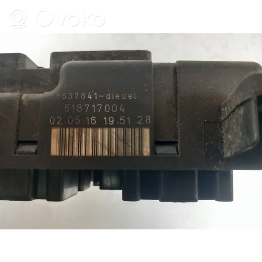 Volvo S60 Boîte à fusibles 518717004