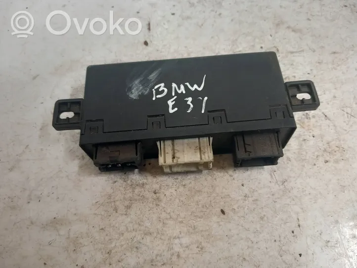 BMW 5 E39 Durų elektronikos valdymo blokas 61356904251