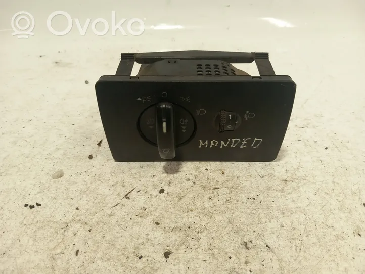 Ford Mondeo Mk III Light switch 13a024