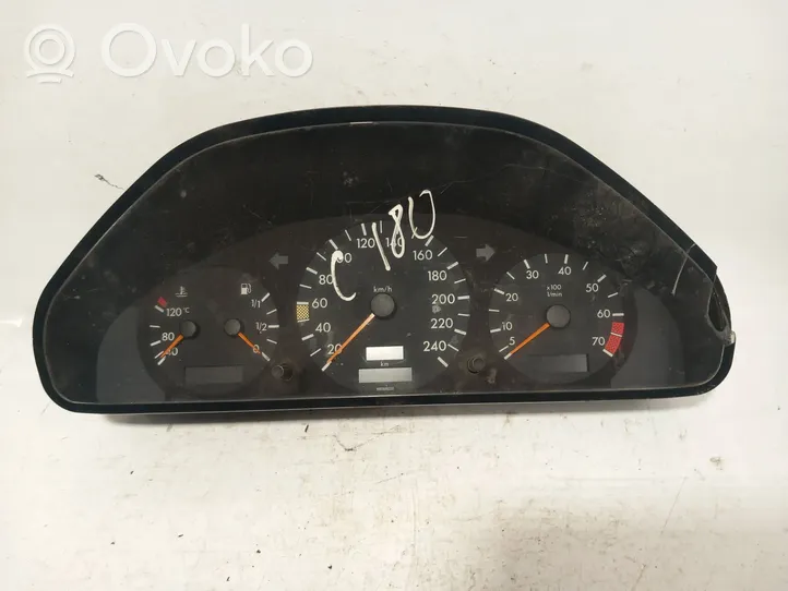 Mercedes-Benz C W202 Compteur de vitesse tableau de bord 5220301300