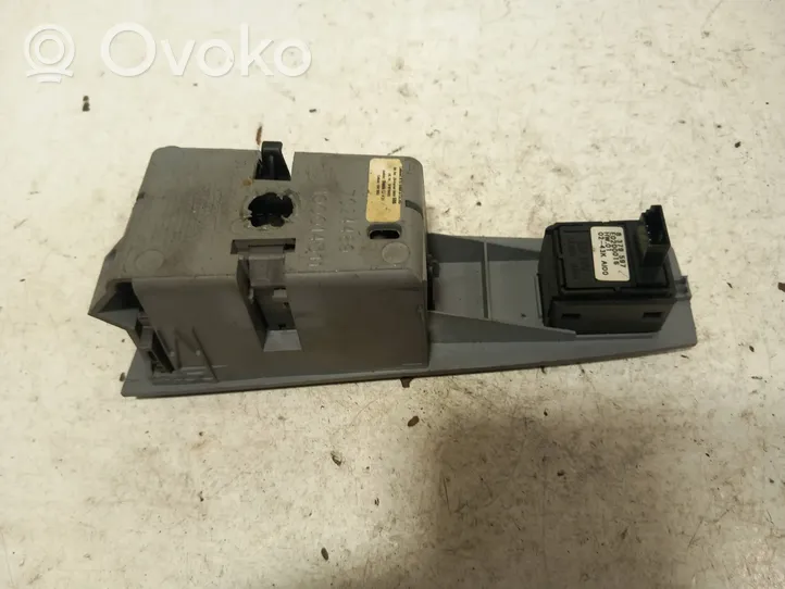 BMW 7 E65 E66 Elektrisko logu slēdzis 7024489