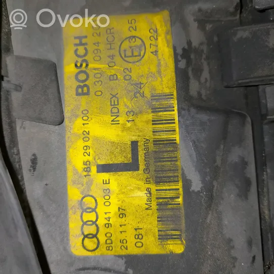 Audi A4 S4 B5 8D Odblask lampy tylnej 8D0941029