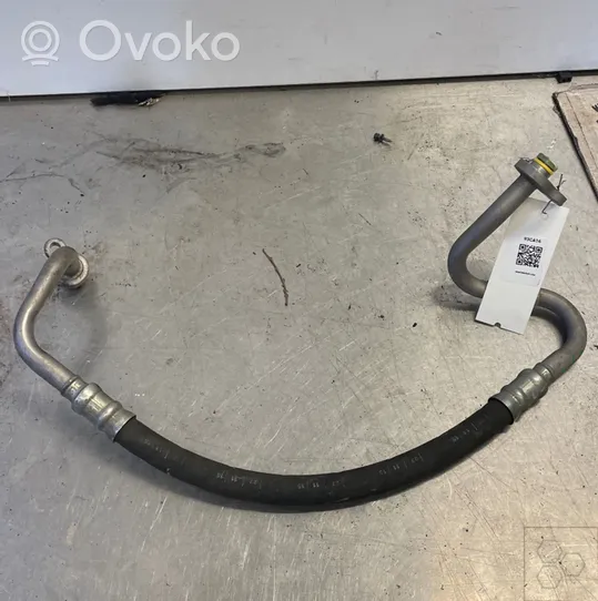 Volvo XC70 Pneumatic air compressor intake pipe/hose 31455069