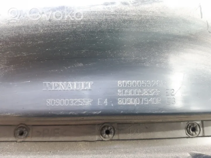 Renault Captur Boczki / Poszycie drzwi przednich 809003255R