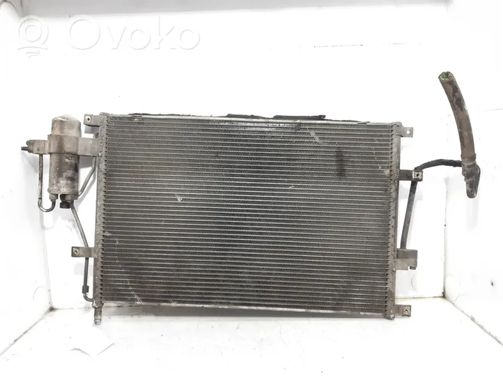 Volvo S80 Skraplacz / Chłodnica klimatyzacji 31101102
