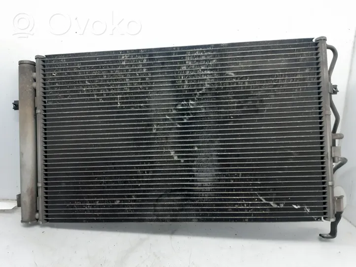 Hyundai Elantra Radiateur condenseur de climatisation 976062D000