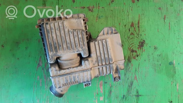 Honda CR-V Caja del filtro de aire 