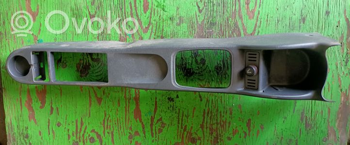 Opel Corsa C Center console 09114441