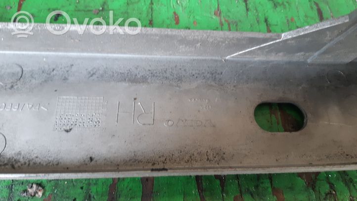 Volvo 850 Moulure sous phares 9151231
