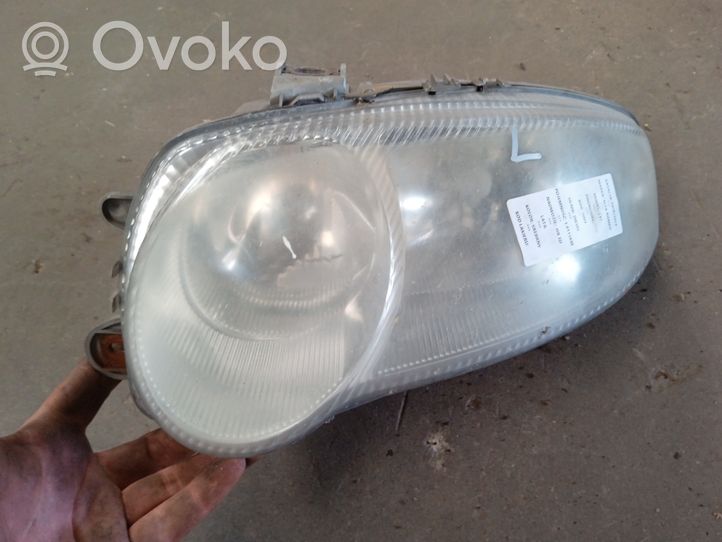 Alfa Romeo 147 Lampa przednia 