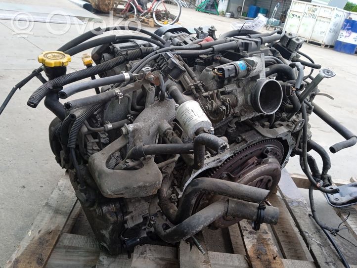 Subaru Legacy Двигатель  EJ25