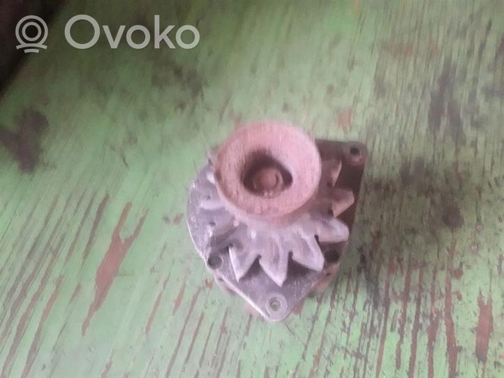 Volkswagen Golf I Alternator 0120489002