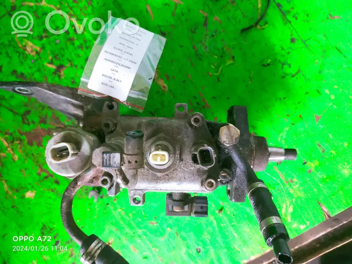 Opel Astra G Pompe d'injection de carburant à haute pression 8-97185242-3