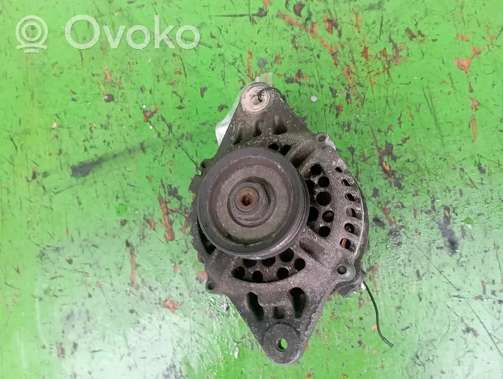 Nissan Sunny Generatore/alternatore 