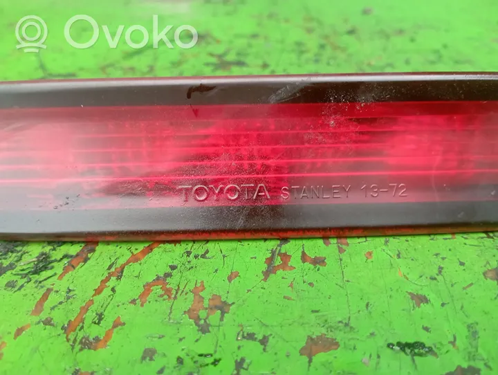 Toyota Corolla Verso E121 Trzecie światło stop 