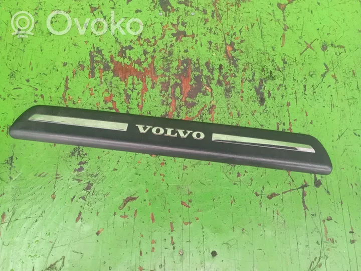 Volvo V50 Priekinis slenkstis (kėbulo dalis) 