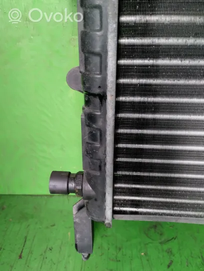 Opel Astra F Coolant radiator 