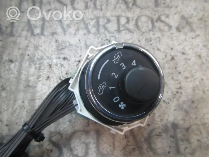 Toyota Yaris Moduł / Sterownik klimatyzacji 555500D150C0