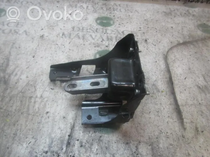 Citroen C4 Cactus Supporto della scatola del cambio 9676570880