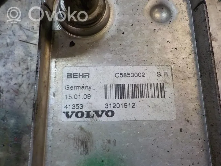 Volvo S60 Engine oil radiator 31201912