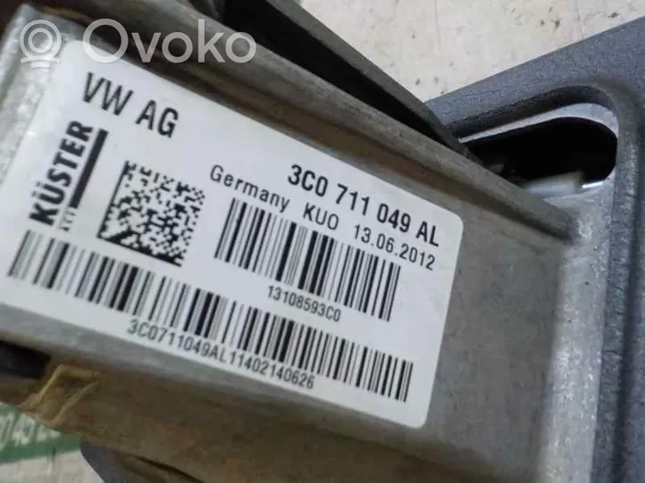 Volkswagen Passat Alltrack Asta della leva del cambio 1K0711050A