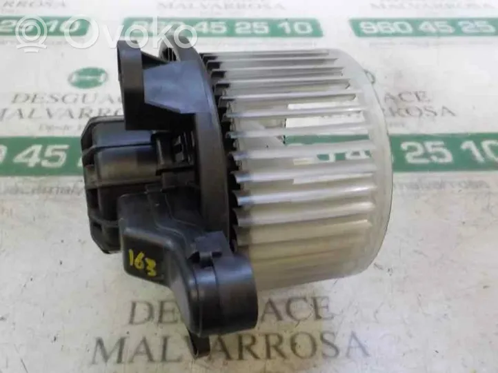 Opel Karl Heater fan/blower 95369697