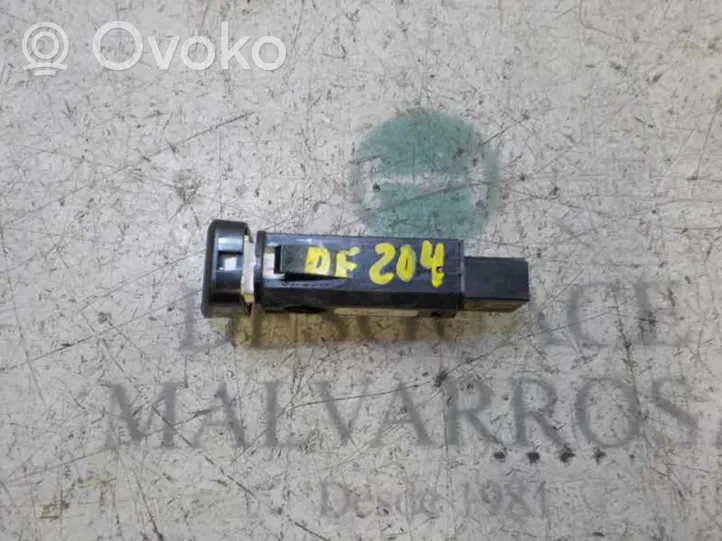 Volvo S60 Hazard light switch 9123681