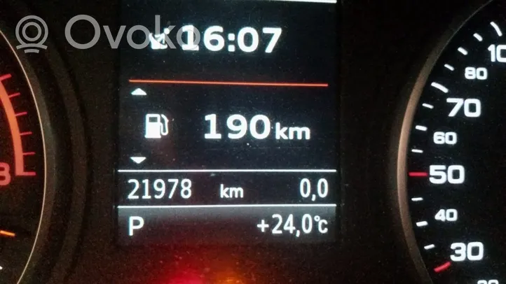 Audi A3 8Y Licznik / Prędkościomierz 8V0920760