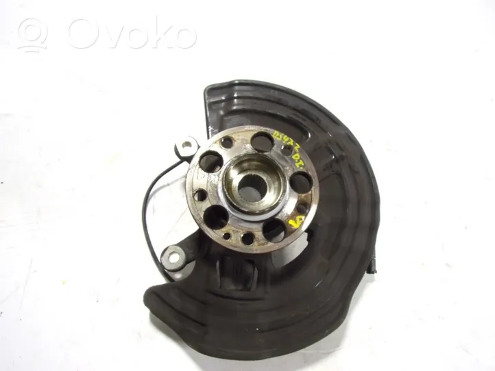 Infiniti Q30 Fuso a snodo con mozzo ruota anteriore 400155DA0A