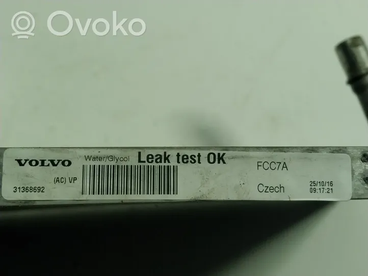 Volvo XC90 Jäähdyttimen lauhdutin 31368692