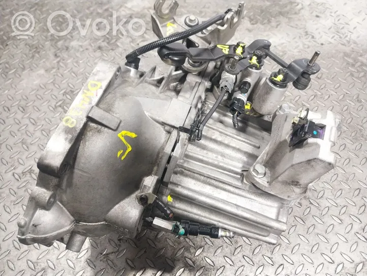 Hyundai i40 Mechaninė 5 pavarų dėžė 4300024510