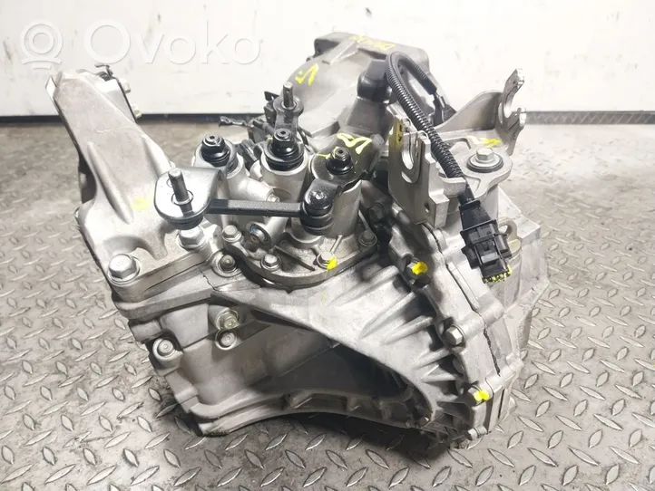 Hyundai i40 Mechaninė 5 pavarų dėžė 4300024510